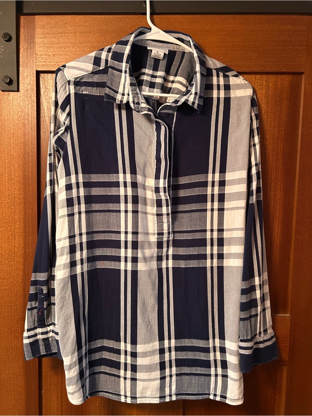Liz Claiborne Navy & White Plaid Button-Down Tunic